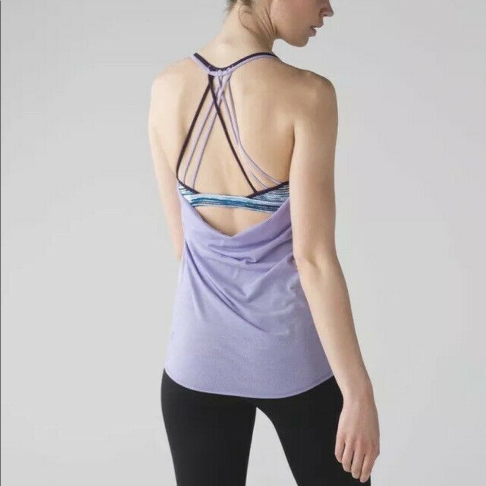 LuluLemon 2 in 1 Lighten Up tank size 8-10